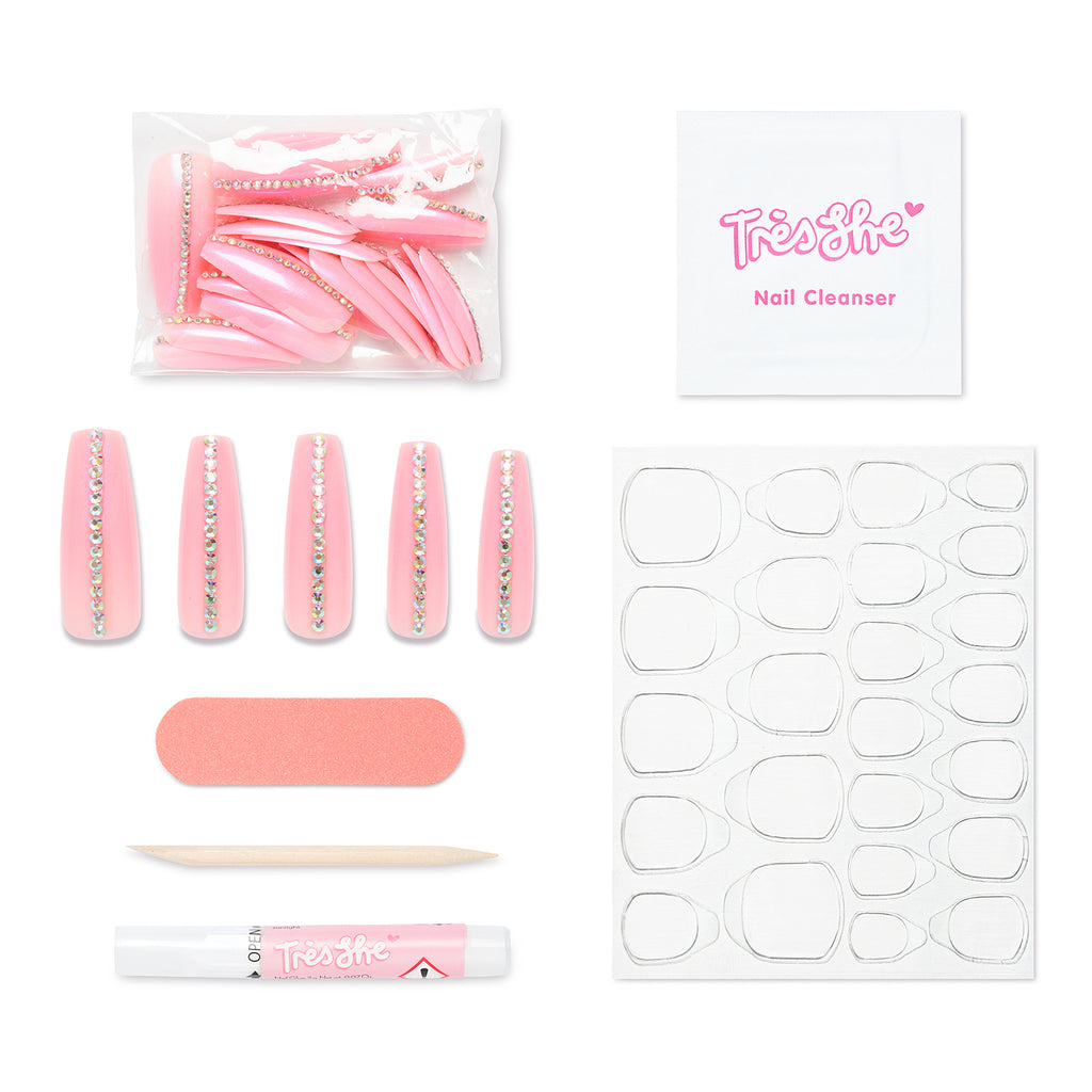 Pack contents of Princess Cut coffin shape, ultra long nails. Contains 24 nails, alcohol cleansing wipe, buffer, cuticle pusher, glue and nail tabs